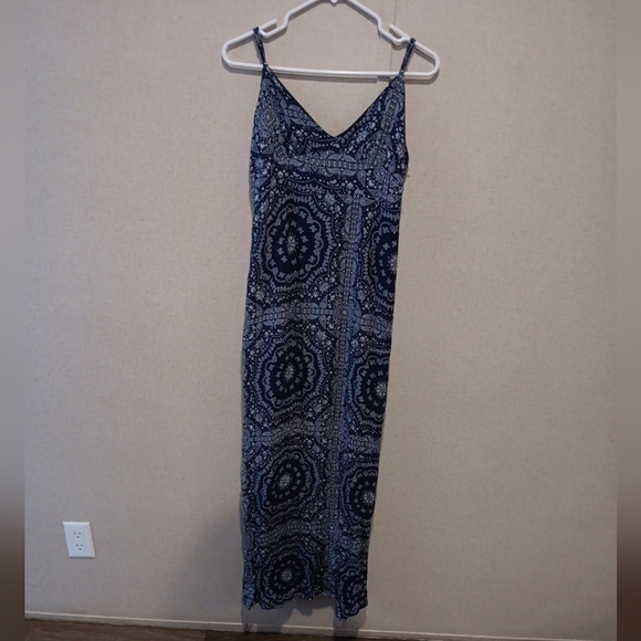Forever 21 Elegant Blue Patterned Maxi Dress Size M - Picture 1 of 5